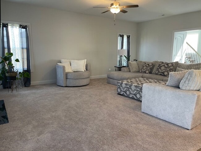 Photo - Welcome to The Shores at Windpointe FURNISHED