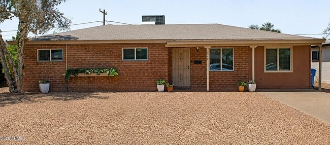 Photo - 2344 W Mitchell Dr