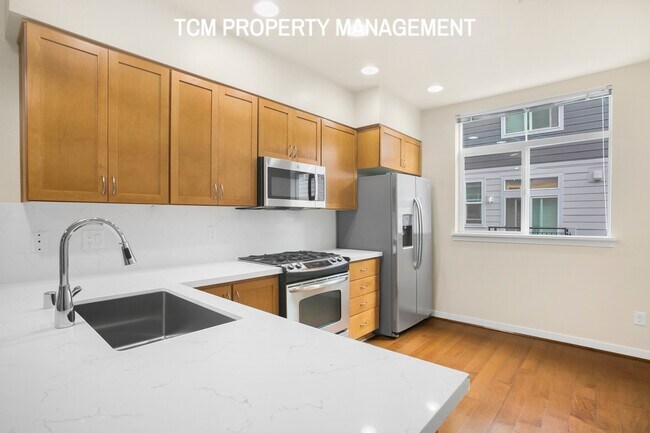 Photo - 2199 NW Moraine Pl