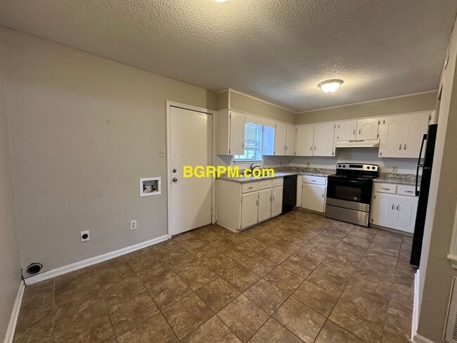 Photo - 1012 W Myrtle St Unit 1012 W Myrtle - A