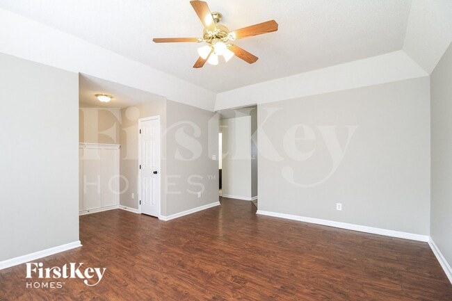 Photo - 4730 Beckel Rd
