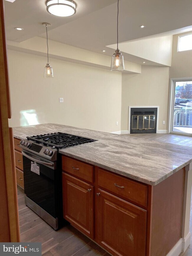 Photo - 2018 South St Unit 3