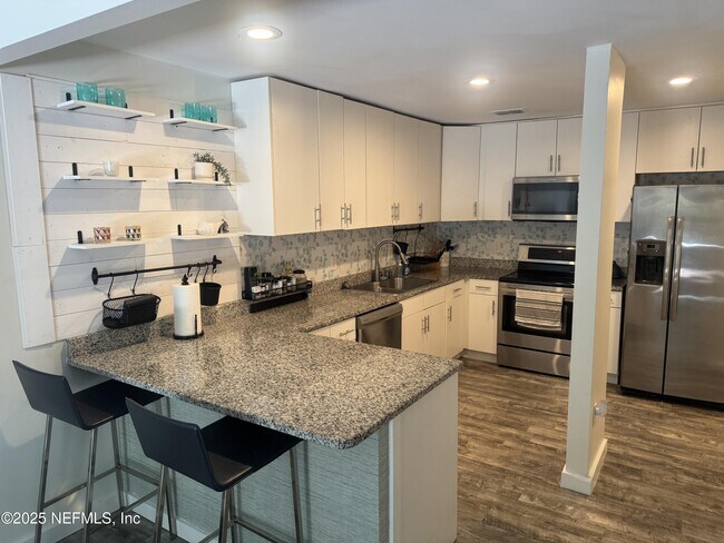 Photo - 8508 Sturbridge Cir W