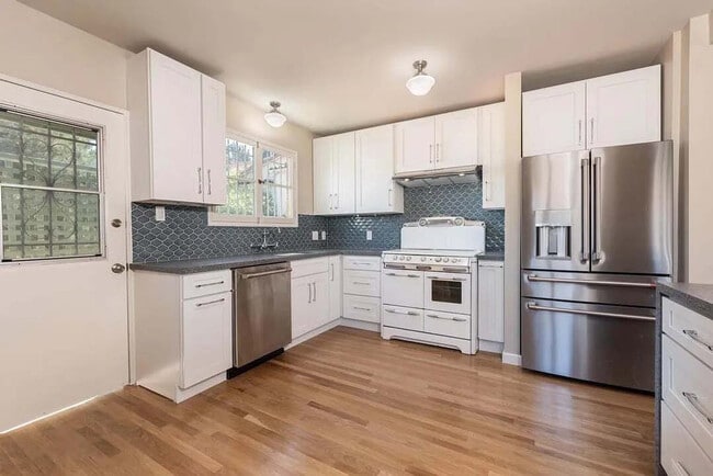3727 Arbolada Rd
