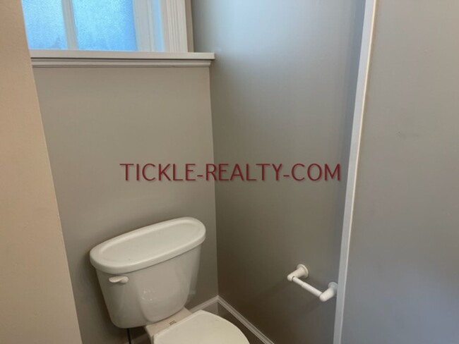 Photo - 220 Oxford St Apartment Unit 220-1 Oxford