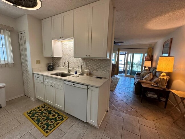 Photo - 2950 Clark Rd Unit 112