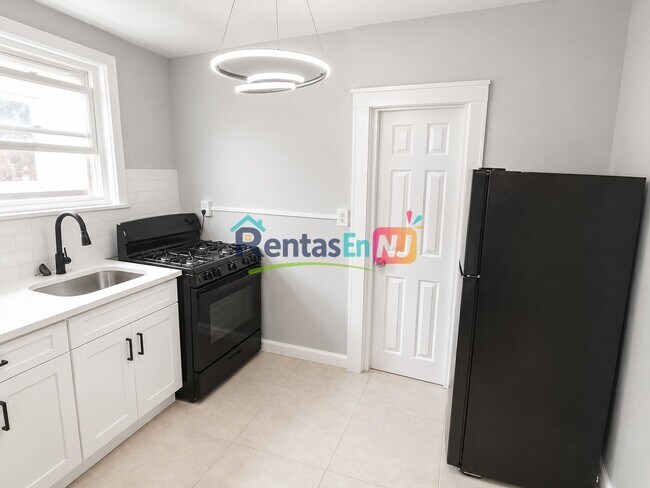 Photo - 21 Eckert Ave Unit 2