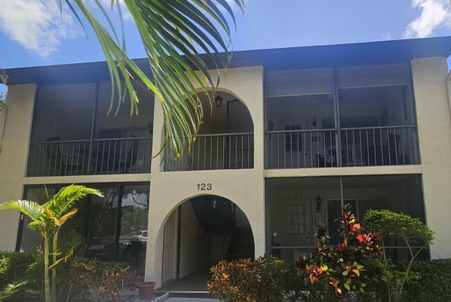 Photo - 123 Lake Pine Cir Condominio Unidad B-2