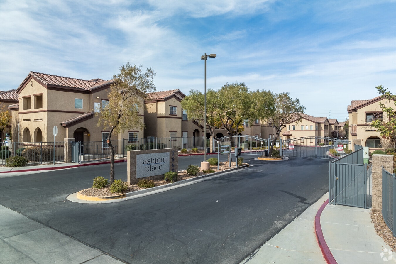 Entrada a la propiedad - Ashton Place