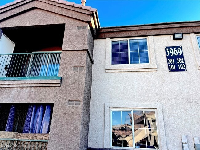 Building Photo - 3969 Rebecca Raiter Ave Unit 201