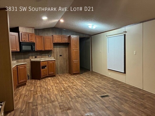 Photo - 3831 SW South Park Ave
