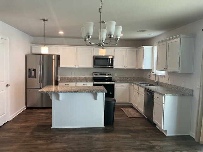 Photo - 499 Volunteer Park Road