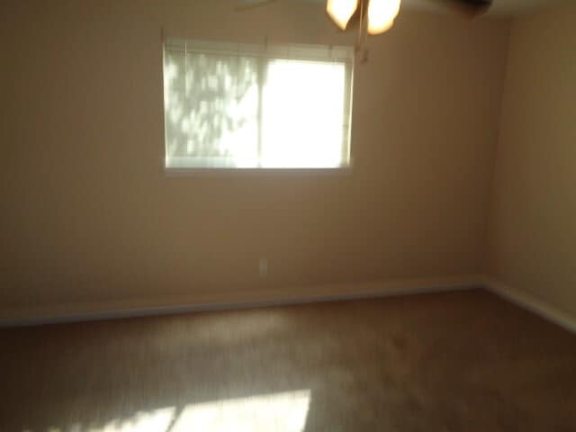 Photo - 802 Baltic Ln