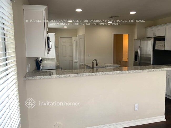 Photo - 6887 W Via Del Sol Dr