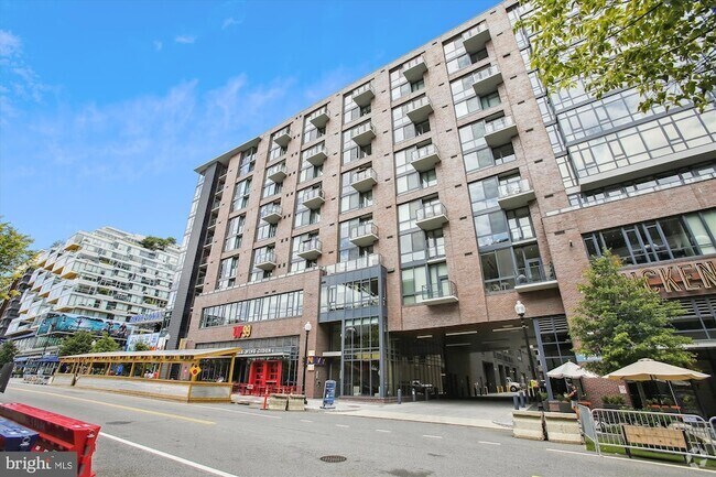 Building Photo - 70 N Street SE Unit N814 Rental