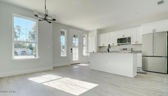 Photo - 1615 Wilmont Ave.