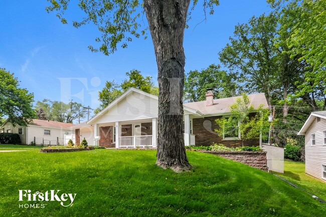 Photo - 305 Elmhurst Dr
