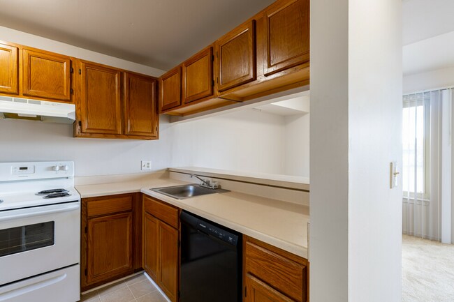 Cocina - Warren Village Apartments