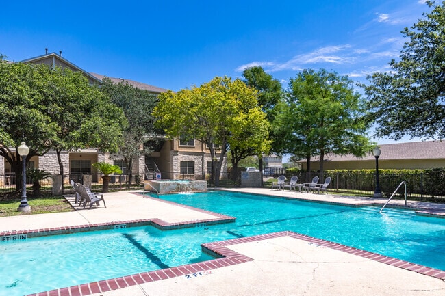 Building Photo - Rancho Sierra Apartments