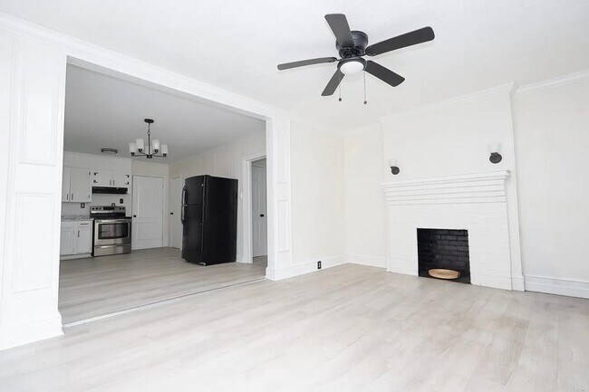 Photo - 209 Calhoun St