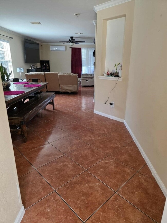 Photo - 10306 Dalehurst Ct