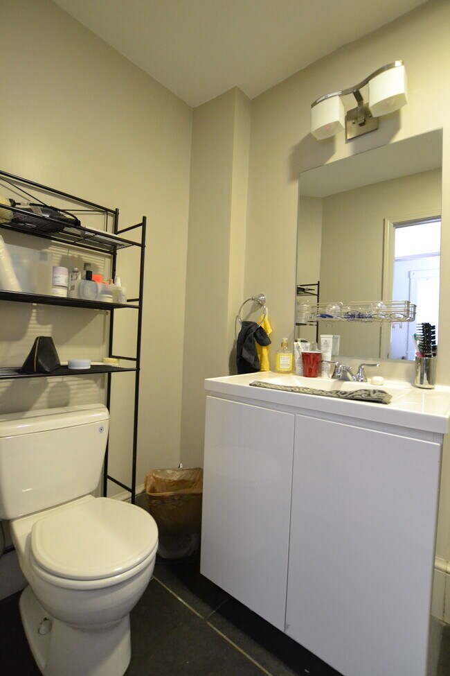 Photo - 17 Greylock Rd