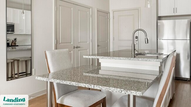 Photo - 3237 Memorial Blvd Unit 8205