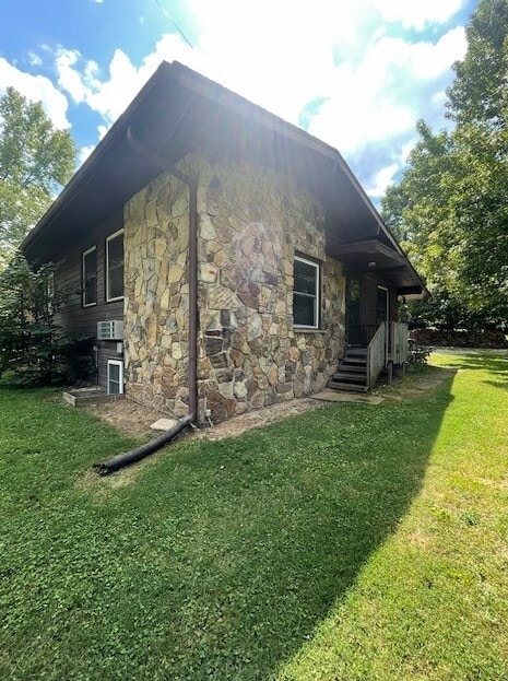 Outside stairs/deck - 4225 N Kinser Pike