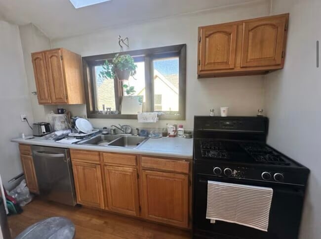 Photo - 147 Willow Ave Unit 3