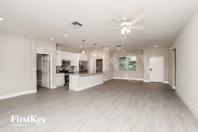 Photo - 1157 Palo Alto St SE