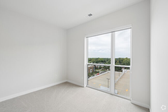 A1 Alt 1BR, 1BA - 715SF - Bedroom