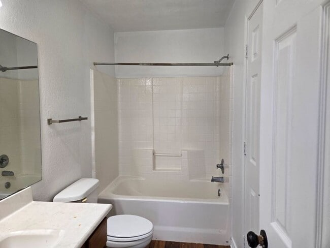 Photo - 3724 Dove Hollow Ln