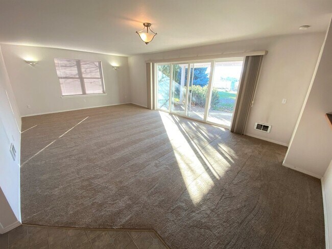 Photo - 2 Bed, 2 Bath Duplex Near Town with Countr...