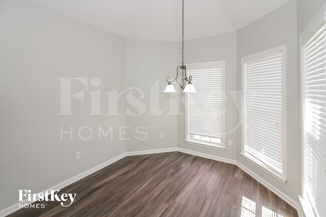 Photo - 2260 Coral Tree Ln