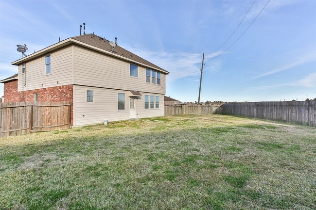 Photo - 6103 Menor Crest Dr