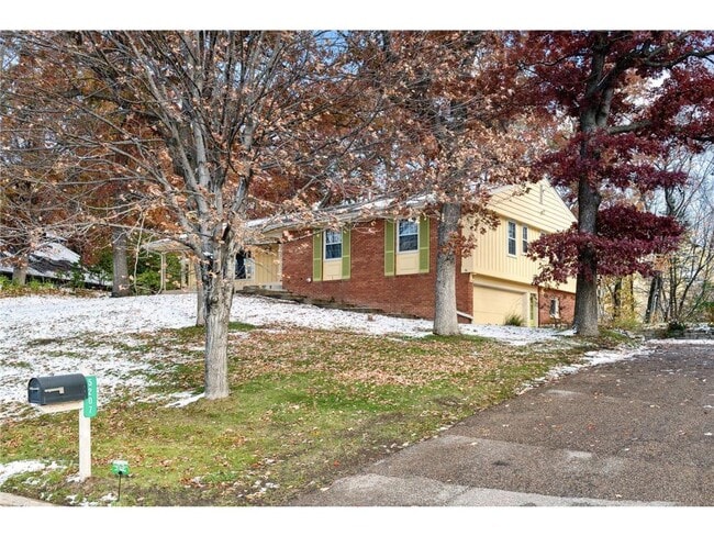 Photo - 5207 Doncaster Way