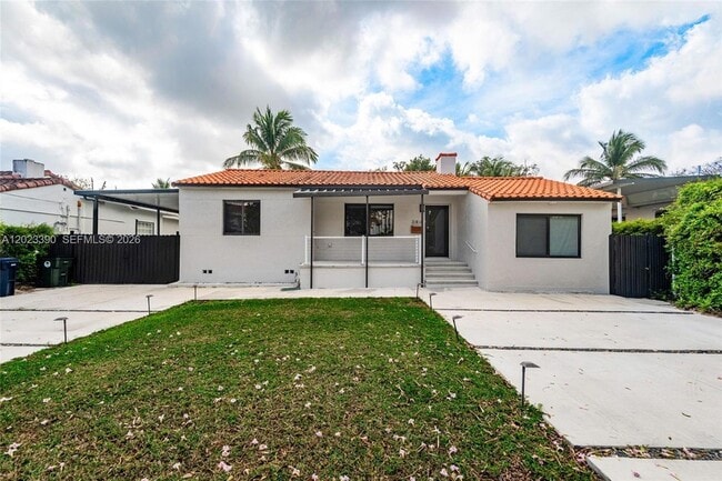 Photo - 344 Payne Dr