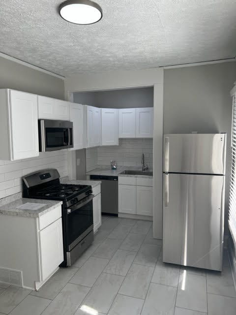 Photo - 607 Fulton St E