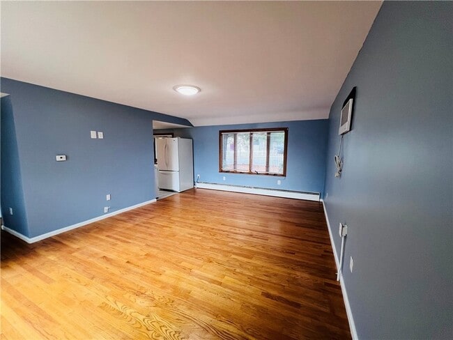 Photo - 93 Grand View Dr