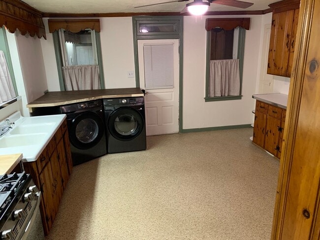 Photo - 179 N Water St