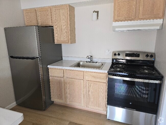 Building Photo - 1108 N 39th St Rental