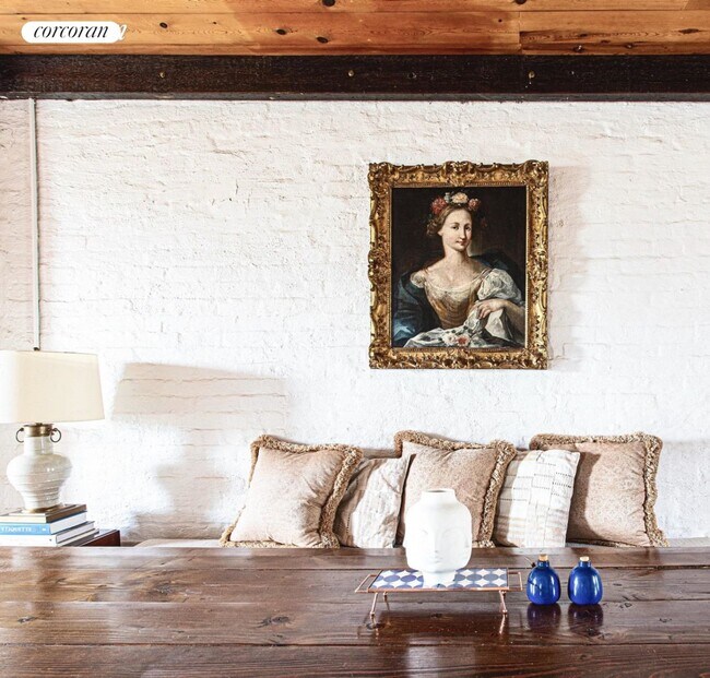 Photo - 298 Union St