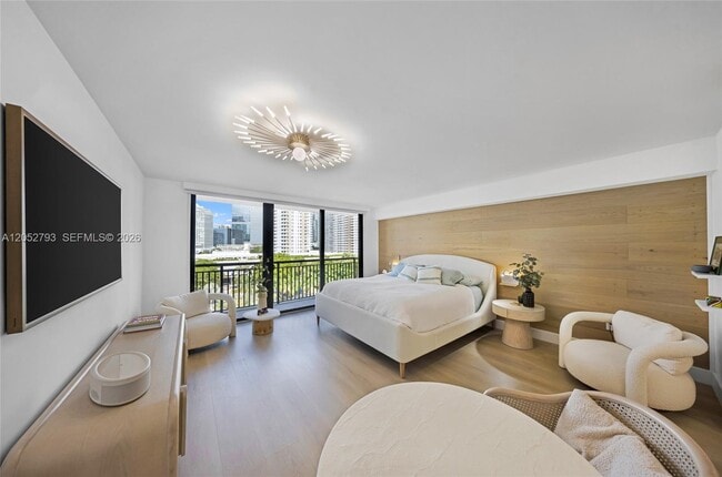 Building Photo - 540 Brickell Key Dr Unit 809