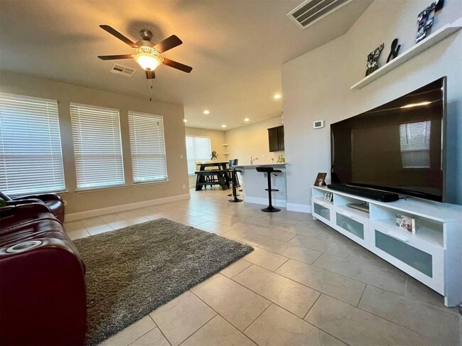 Photo - 1036 Chad Lp