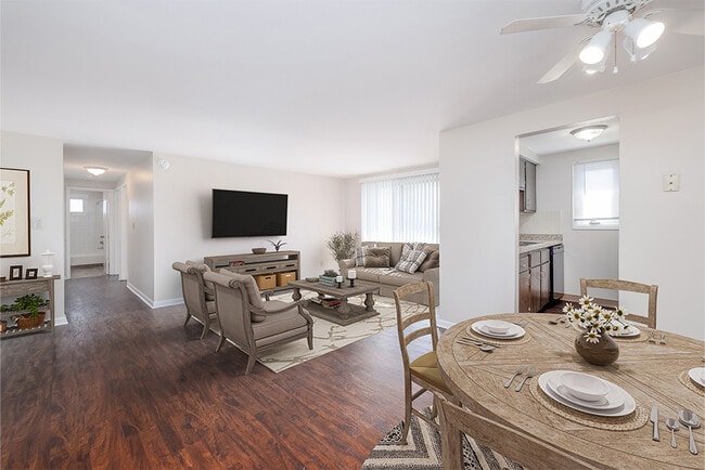 Raintree Island Apartment Homes