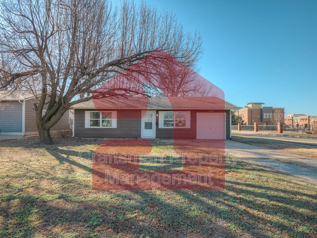 Building Photo - 224 W 5th St