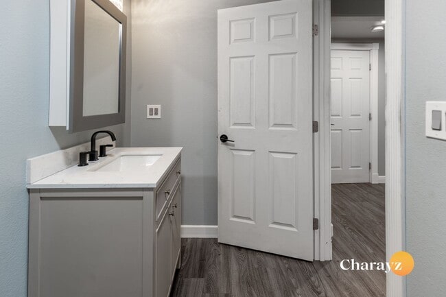 Photo - 799 8th Ave Unit 2