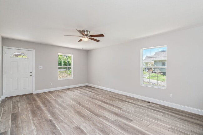 2533 Adair Ave