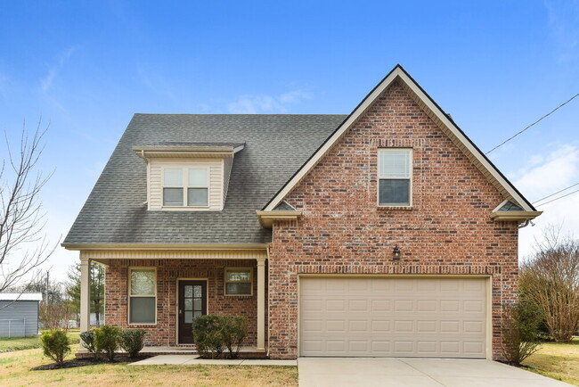 Building Photo - 575 Hollandale Rd