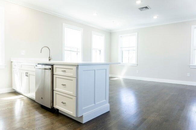 Photo - 79 Linden St